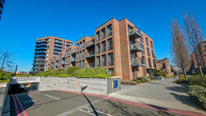 3 Bedroom Flat For Sale In Imperial Building, Duke Of Wellington Avenue, Royal Arsenal, London, SE18