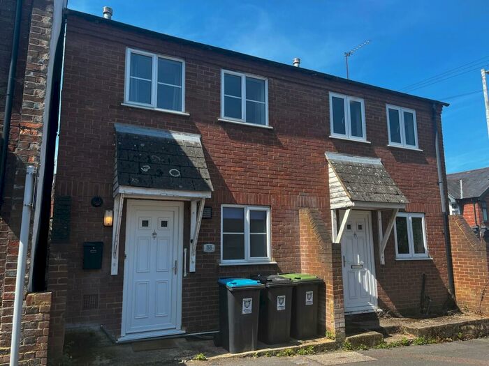 2 Bedroom Semi-Detached House To Rent In Henry Street, Tring, HP23