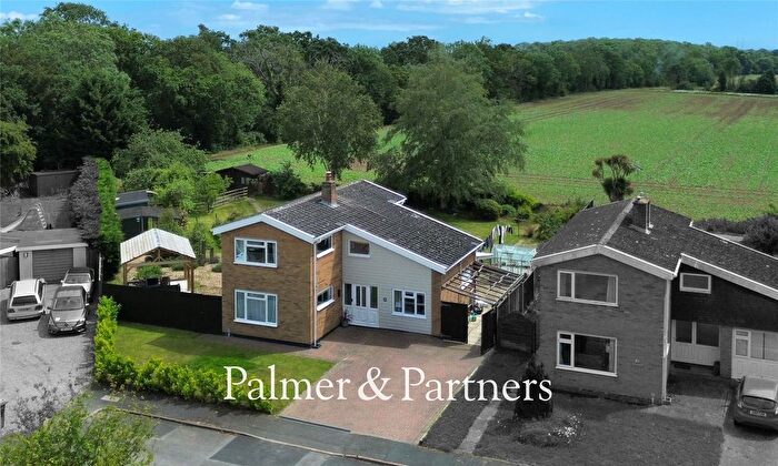 3 Bedroom Detached House For Sale In Manor Gardens, Saxmundham, Suffolk, IP17