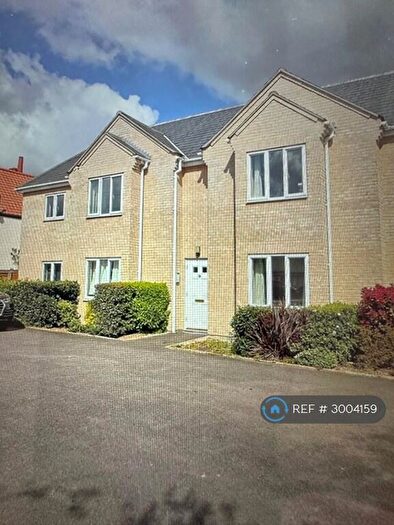 2 Bedroom Flat To Rent In Green End Road, Cambridge, CB4