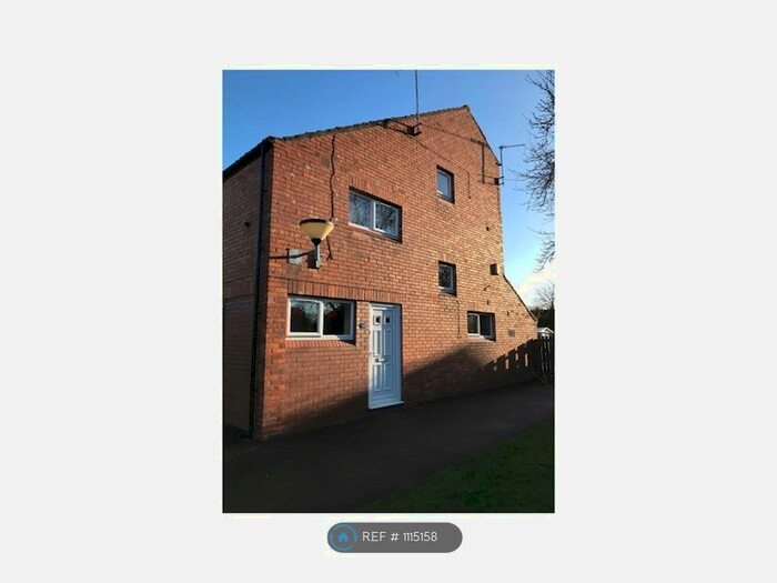 6 Bedroom Semi-Detached House To Rent In Turners Croft, York, YO10