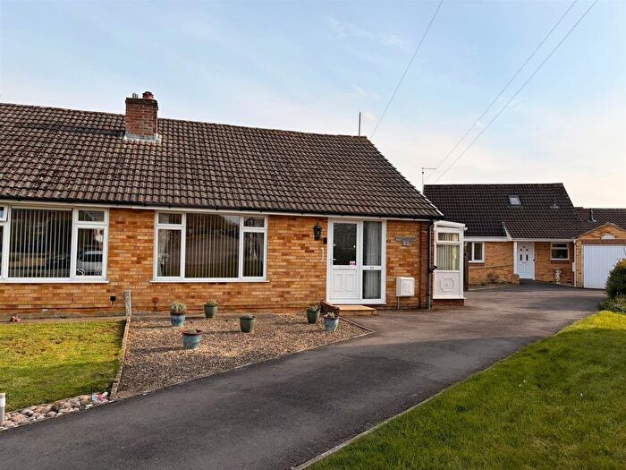 2 Bedroom Bungalow For Sale In Barons Mead, Chippenham, SN14