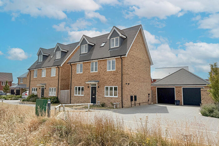5 Bedroom Property For Sale In Haddenham, Buckinghamshire, HP17