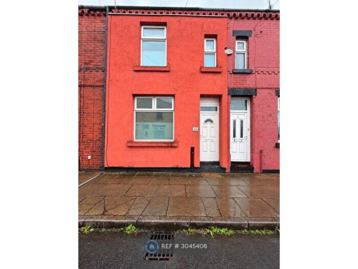 2 Bedroom Terraced House To Rent In Ashley St, Salford, M6