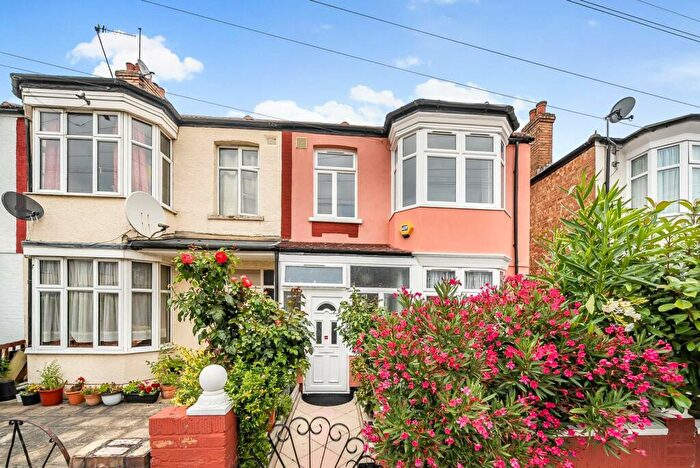1 Bedroom Flat To Rent In Framfield Road, Tooting, CR4