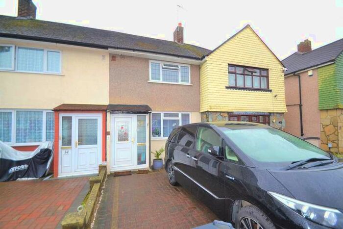 2 Bedroom Terraced House To Rent In Sedgemoor Drive, Dagenham., RM10