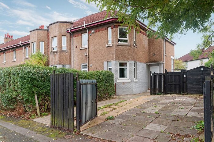 3 Bedroom Cottage For Sale In Bargarron Drive, Paisley, PA3