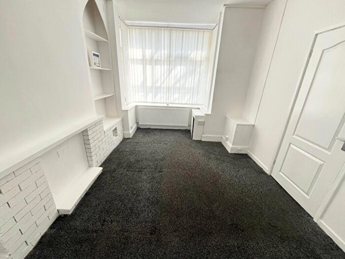 2 Bedroom Terraced House To Rent In Seaford Road, Salford, M6