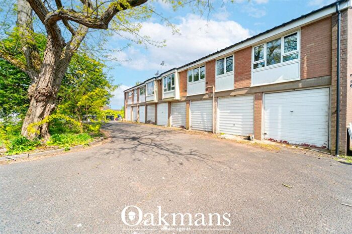 2 Bedroom Apartment For Sale In Bigwood Drive, Birmingham, West Midlands, B32