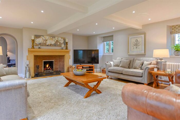 5 Bedroom Detached House For Sale In Stable Lane, Church Brampton, Northampton, NN6