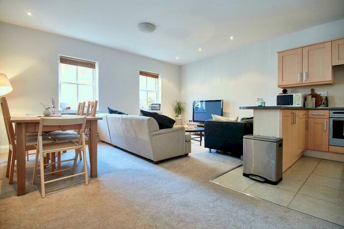 1 Bedroom Flat To Rent In Redcliff Street, Redcliffe, Bristol, BS1