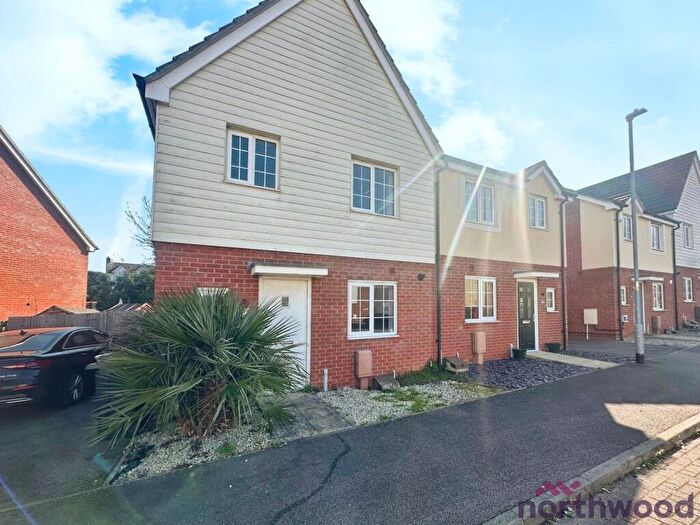 3 Bedroom Semi-Detached House To Rent In Heron Way, Harwich, CO12