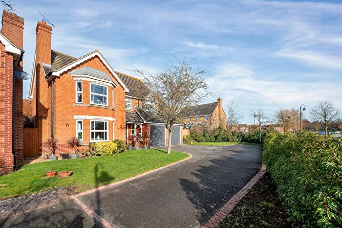 4 Bedroom Detached House For Sale In Hargate Way, Hampton Hargate, Peterborough, PE7