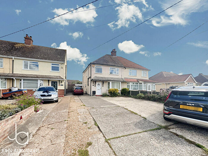 3 Bedroom Semi Detached House For Sale In Mayes Lane, Ramsey, CO12