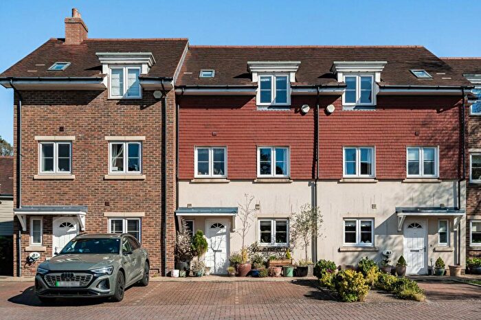 4 Bedroom Terraced House For Sale In Hunters Place, Hindhead, Surrey, GU26