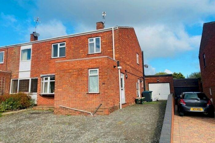 3 Bedroom Semi-Detached House To Rent In Bishops Itchington, Southam, CV47