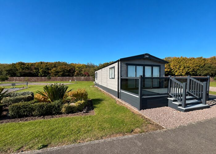 2 Bedroom Park Home For Sale In , Skegness, PE25