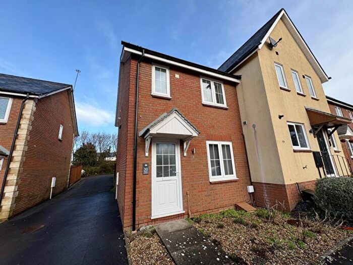 2 Bedroom End Of Terrace House To Rent In Trem Y Duffryn, Broadlands, Bridgend, CF31