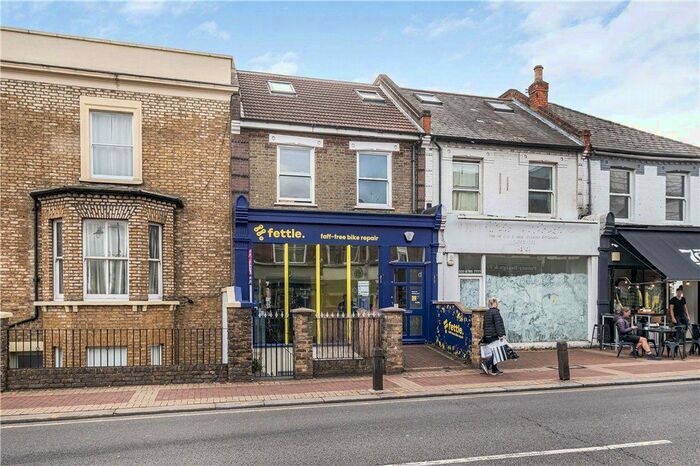 4 Bedroom Detached House To Rent In Lower Richmond Road, Putney, SW15