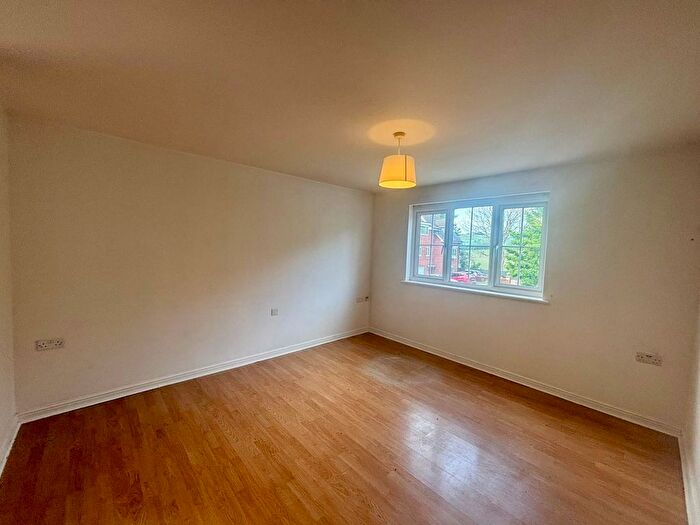 1 Bedroom Flat To Rent In White Horse Way, Devizes, SN10