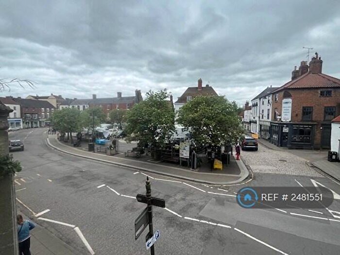 2 Bedroom Maisonette To Rent In High Street, Horncastle, LN9