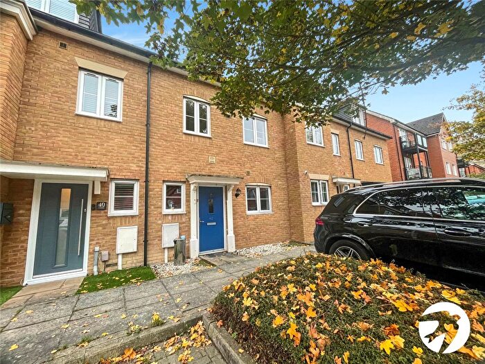 3 Bedroom Terraced House To Rent In Eustace Crescent, Rochester, Kent, ME2