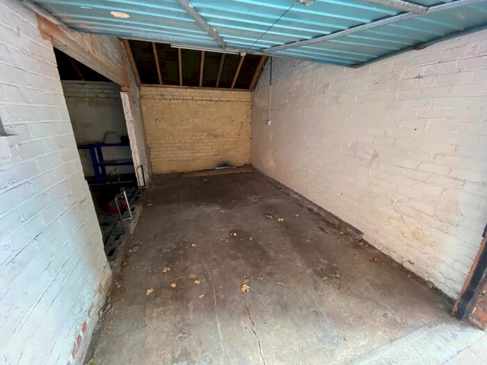 Garage / Parking To Rent In Talbot Lane, Leicester, LE1
