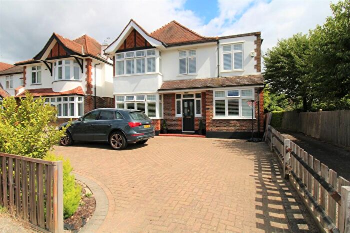 4 Bedroom Detached House To Rent In Regent Road, Surbiton, KT5