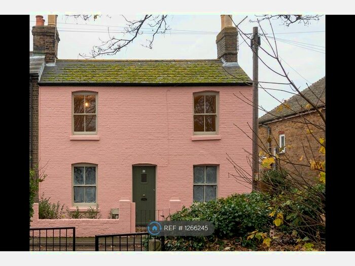 3 Bedroom Semi-Detached House To Rent In Victoria Rd, St Peters CT10