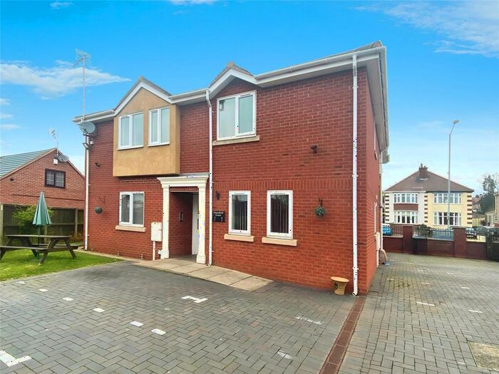 1 Bedroom Flat To Rent In Camp Hill Road, Nuneaton, Warwickshire, CV10