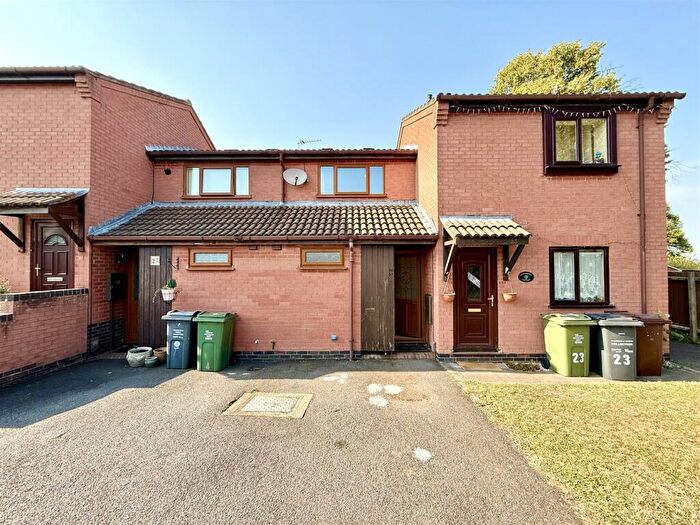 1 Bedroom Town House For Sale In Hawthorne Avenue, Hathern, LE12
