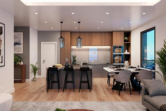 3 Bedroom Apartment For Sale In Sky Gardens, Silver Street, Water Lane, Leeds, West Yorkshire, LS11