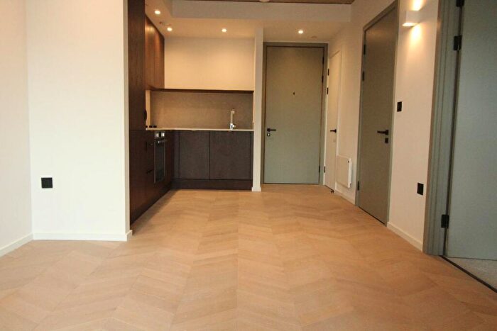 1 Bedroom Apartment To Rent In St Georges Gardens, M15