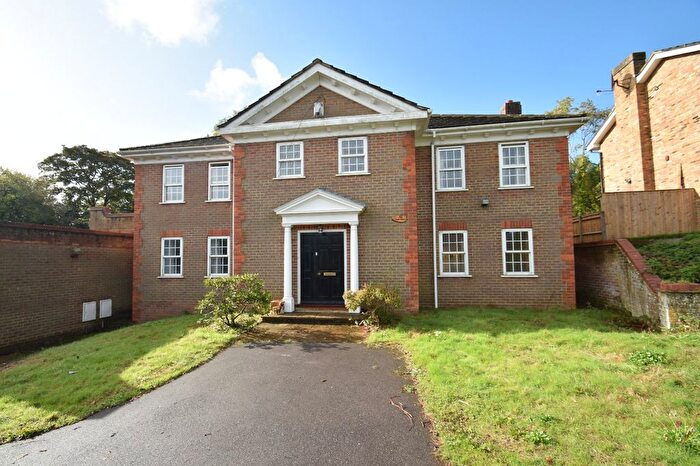 5 Bedroom Detached House To Rent In Woodlands, Gerrards Cross, Buckinghamshire, SL9