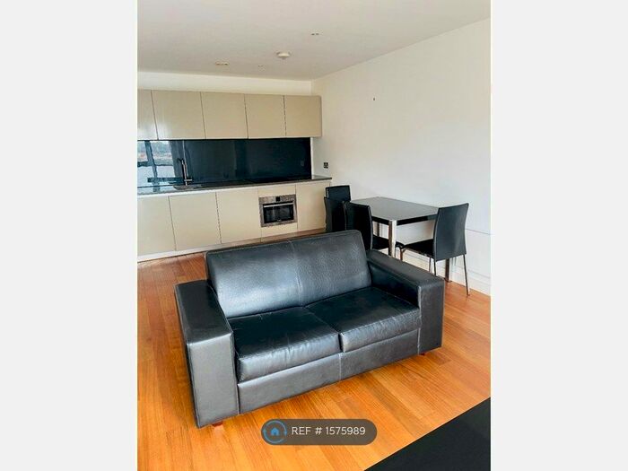 1 Bedroom Flat To Rent In William Jessop Way, Liverpool, L3