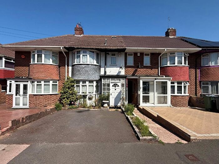 3 Bedroom Terraced House For Sale In Cherry Tree Avenue, Walsall, WS5