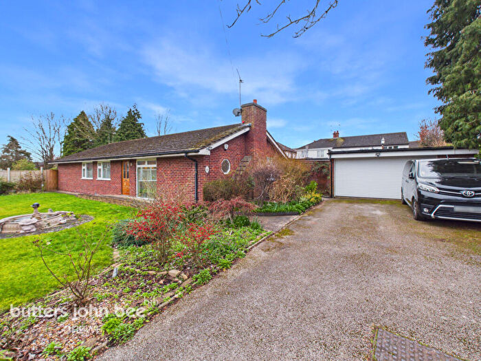 4 Bedroom Detached Bungalow For Sale In The Backlands, Crewe, CW1