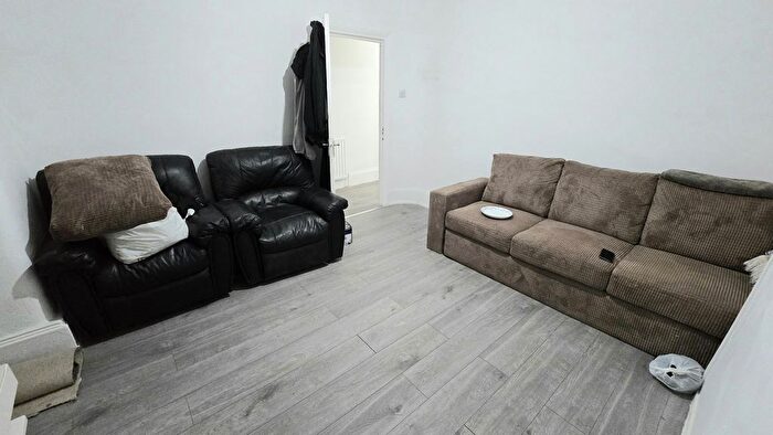 4 Bedroom Terraced House To Rent In Goldsmith Avenue, London, E12