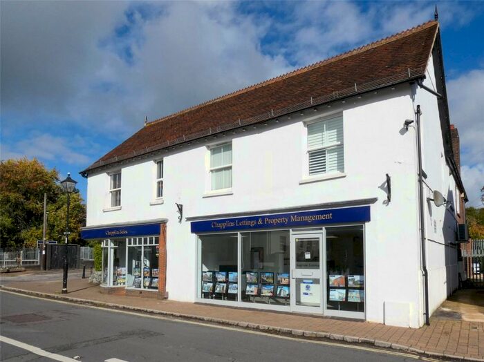 2 Bedroom Apartment To Rent In Station Road, Liss, Hampshire, GU33