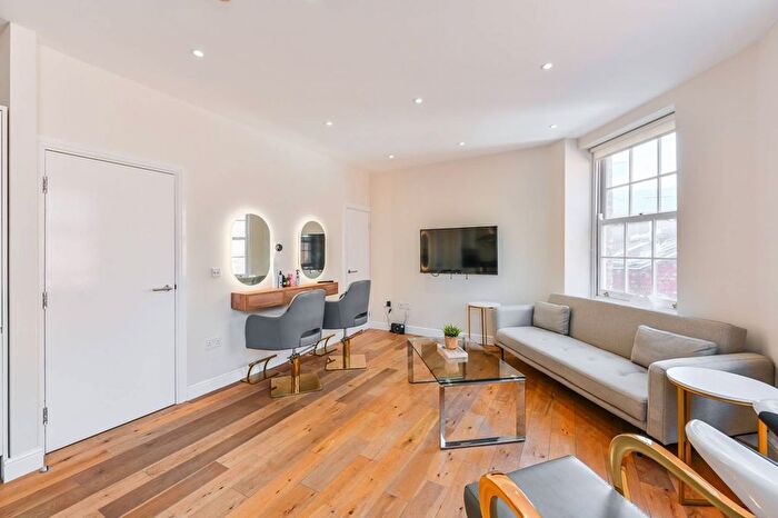 1 Bedroom Flat For Sale In Clapham High Street, Clapham, London, SW4
