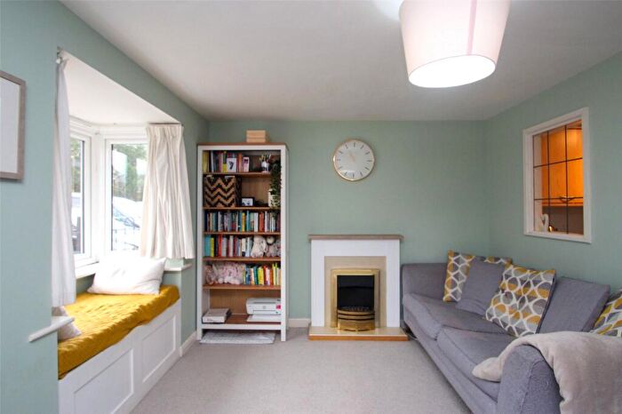 1 Bedroom Apartment For Sale In Chadwick Way, Hamble, Southampton, Hampshire, SO31