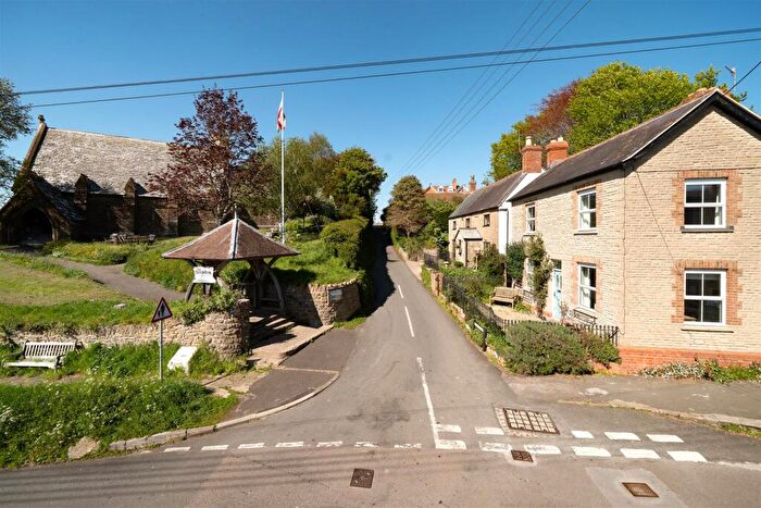 2 Bedroom Terraced House For Sale In Crock Lane - Bridport, DT6
