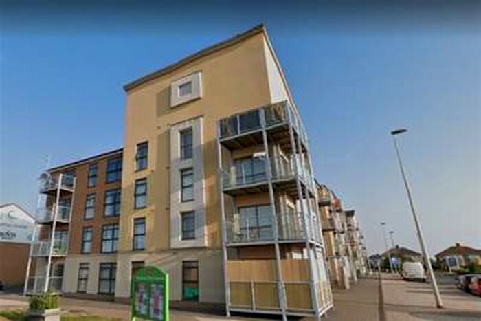 2 Bedroom Flat To Rent In Charlton Boulevard, Patchway, BS34