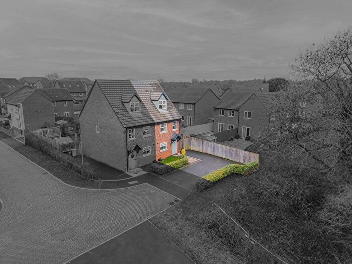 3 Bedroom Semi-Detached House For Sale In Ayrshire Drive, Henhull, Nantwich, CW5