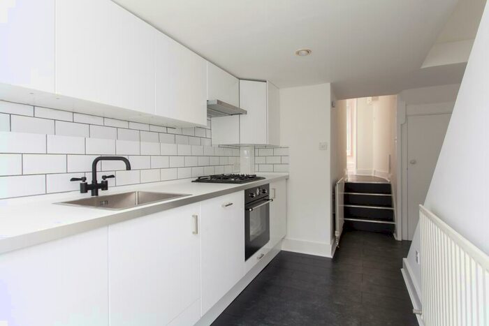 1 Bedroom Flat To Rent In Calabria Road London, N5