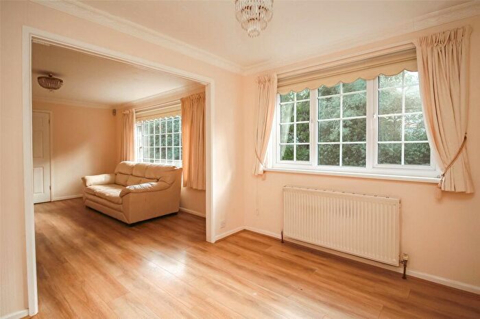 3 Bedroom Bungalow For Sale In Acacia Close, Bideford, Devon, EX39