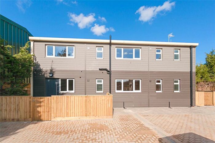 Studio To Rent In Harcourt House, Cotswold Dene, Standlake, OX29