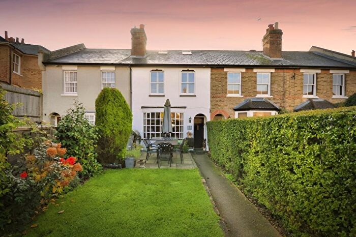 3 Bedroom House To Rent In Park Square, Esher, KT10