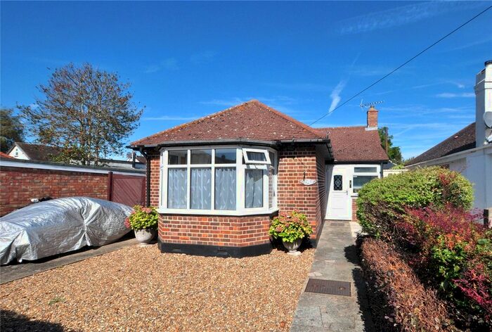 3 Bedroom Bungalow To Rent In Wheatsheaf Lane, Staines-Upon-Thames, Surrey, TW18