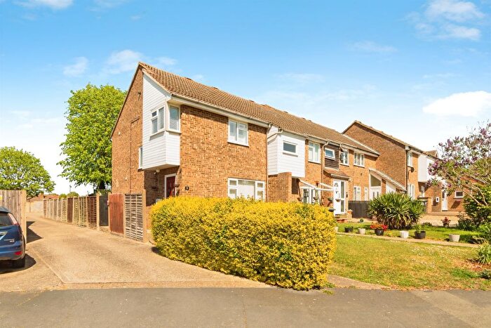 3 Bedroom End Terrace House For Sale In Chase Hill Road, Arlesey, SG15